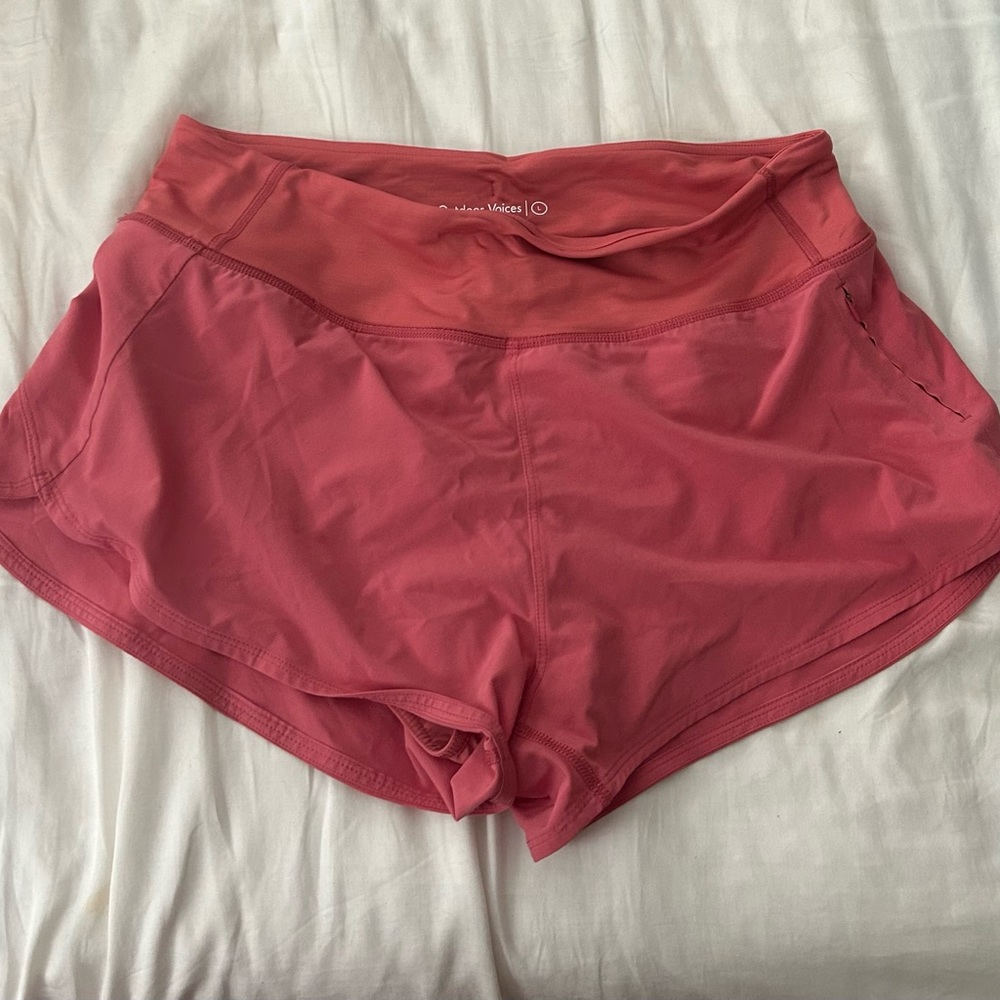 Outdoor voices Hudson shorts size large desert rose